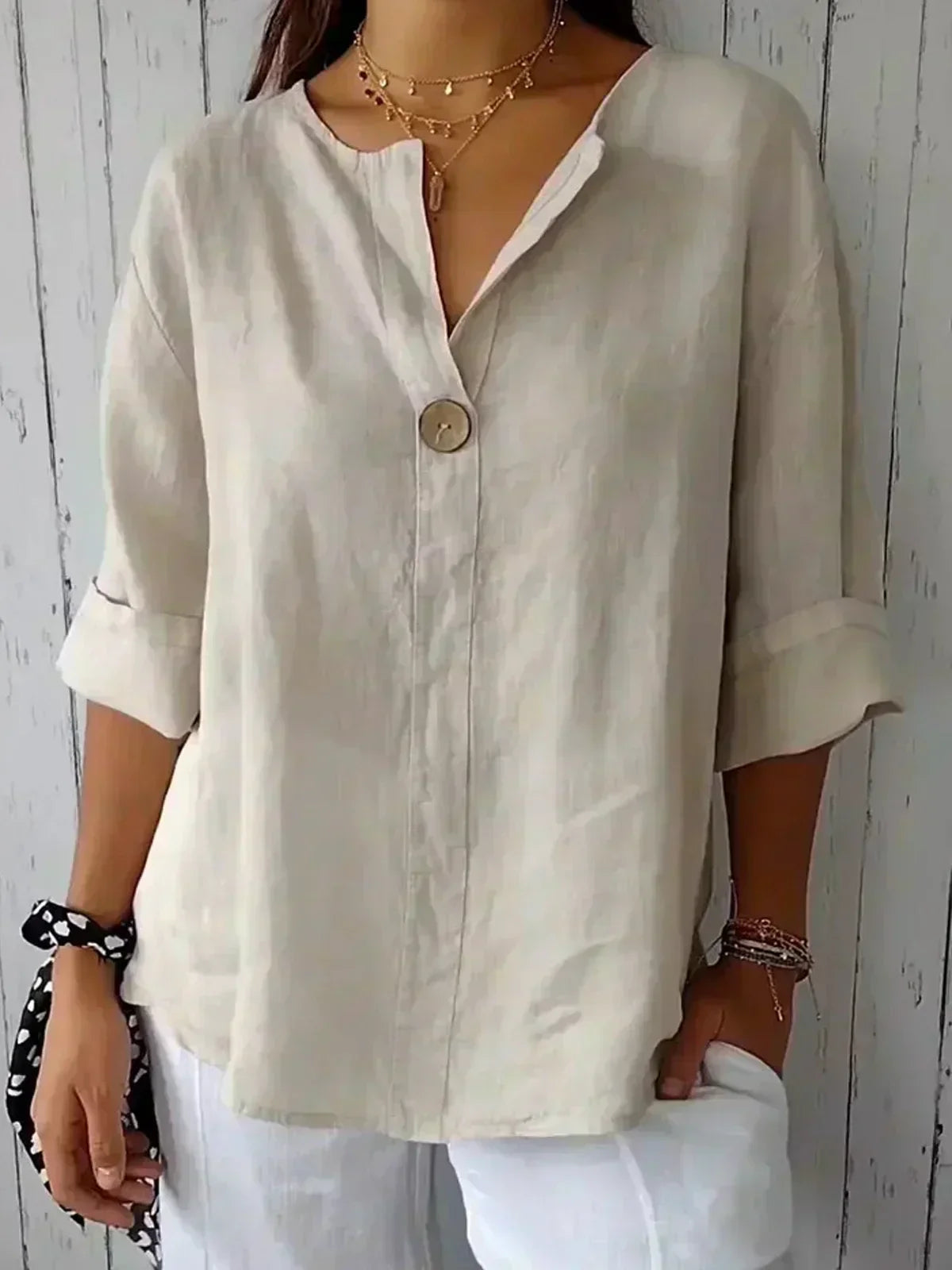 Jessa | Loose V-Neck Blouse
