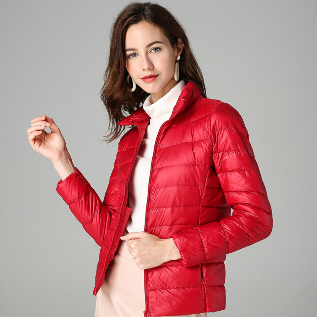Myra™ | Ultra-light down jacket with sophisticated pleats