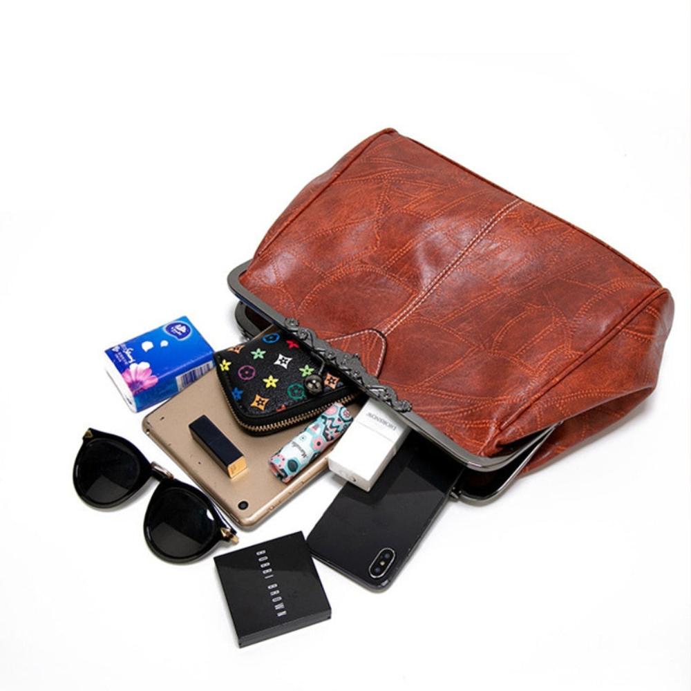 Mila | Timeless vintage bag with an elegant flap closure