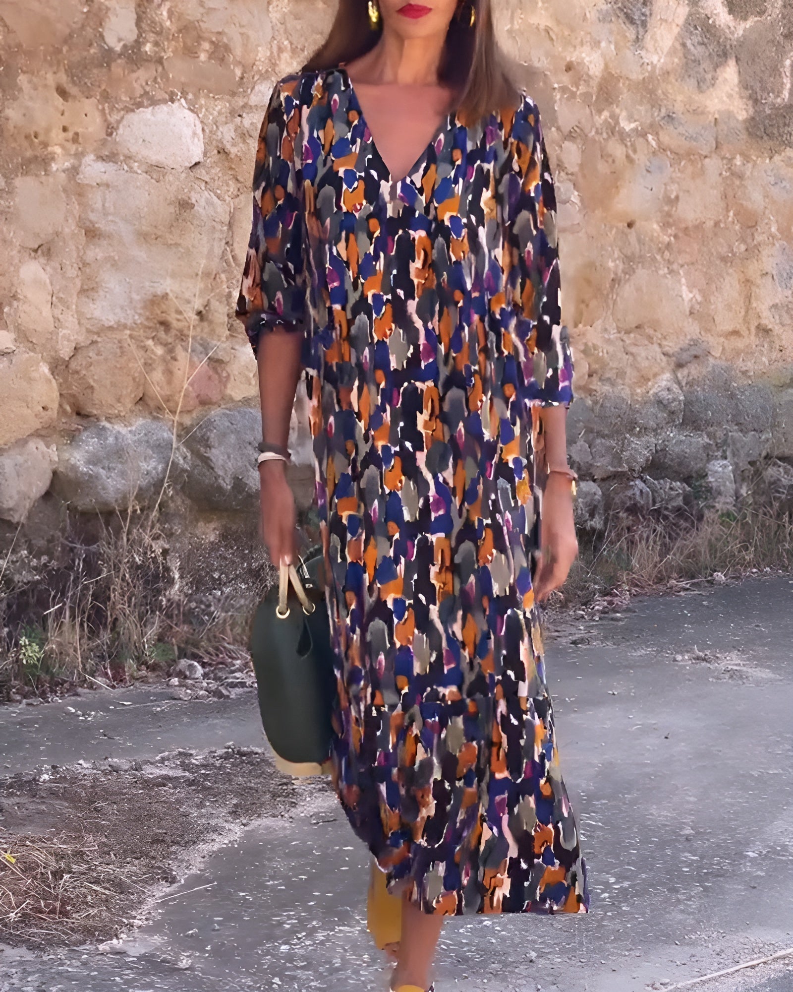 Nathalie | Dress with V-neck in retro pattern