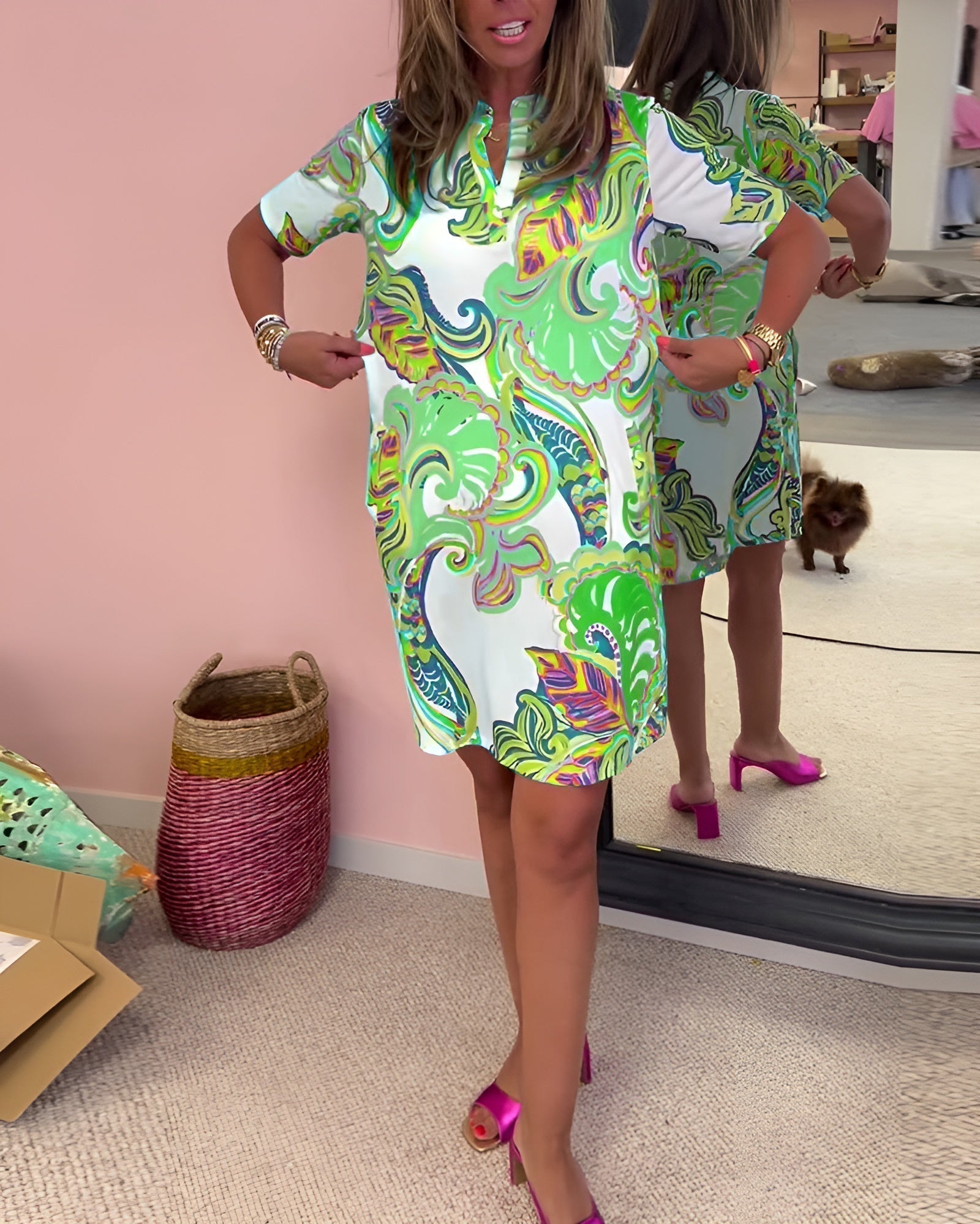 Gaëlle | Light floral dress with a V-neck