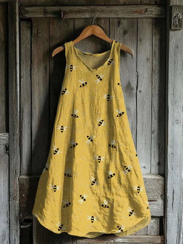Clementine – Dress with Bee Pattern