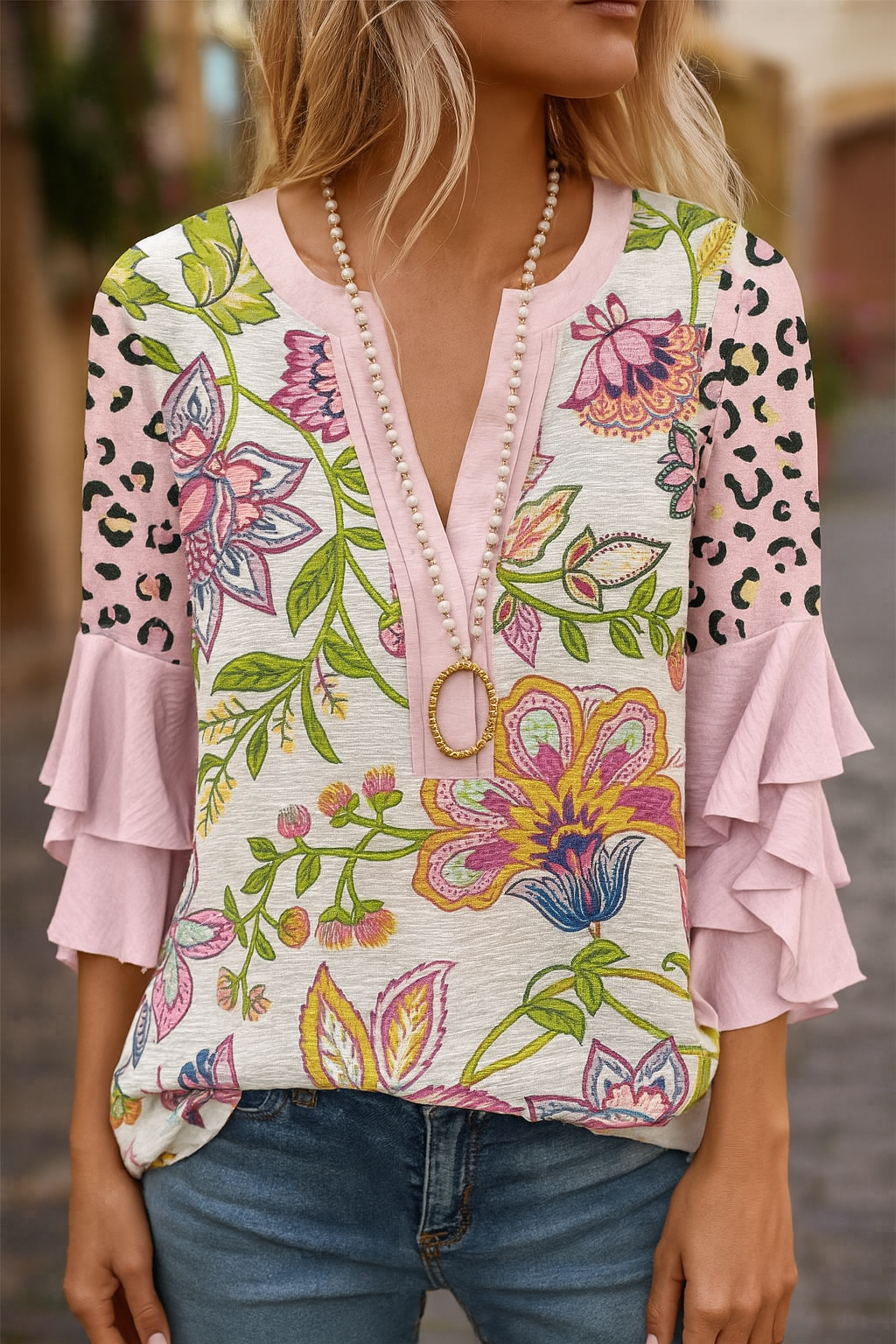 Lola – Floral Explosion and Bold Pastel Colors