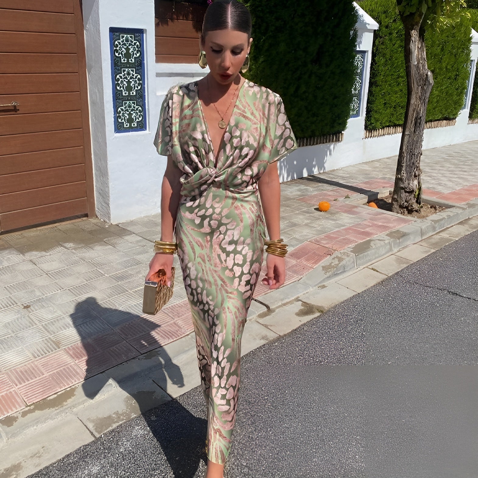 Matilda™ | Long Dress with Twisted Collar