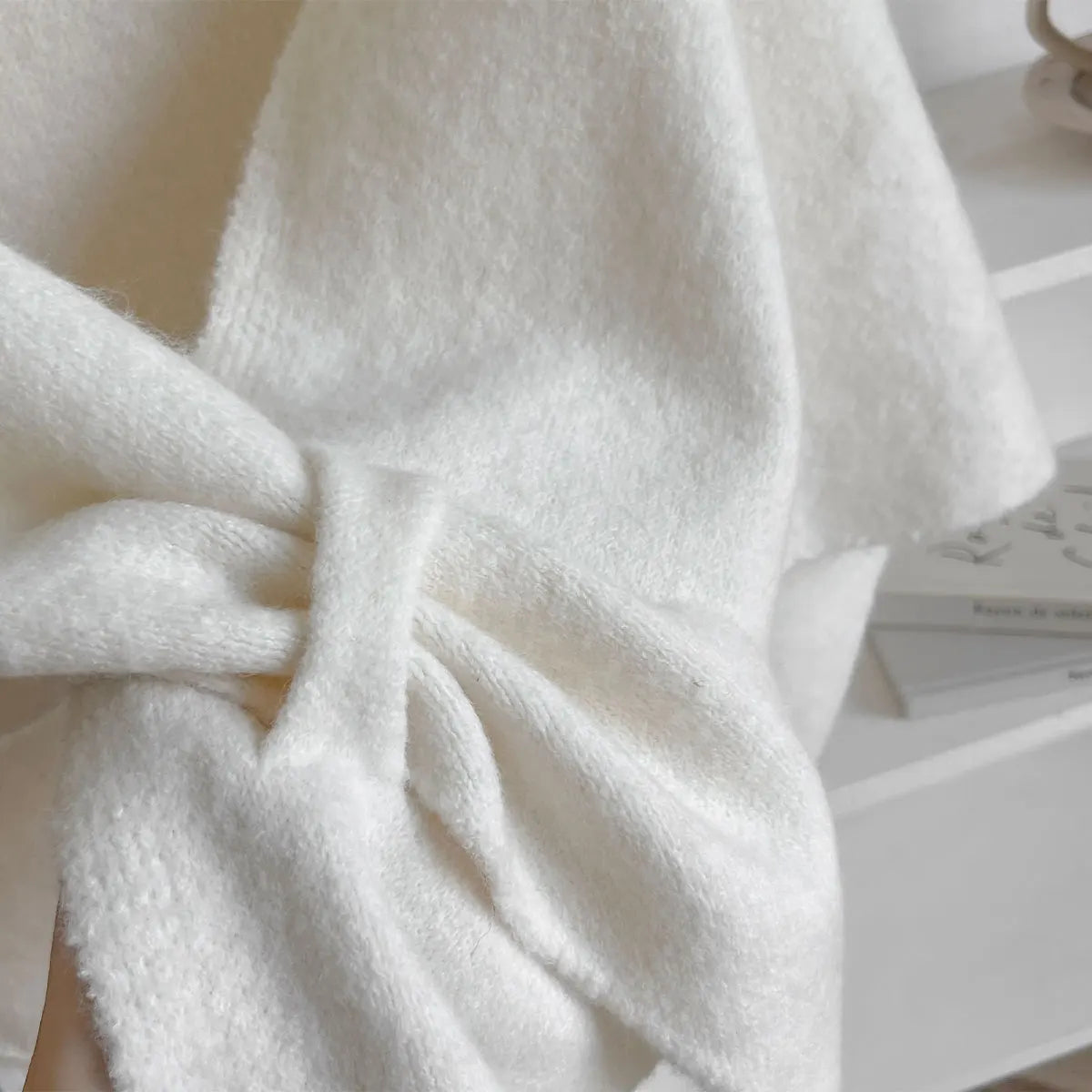 Auralisse – Classic Soft Scarf for Autumn