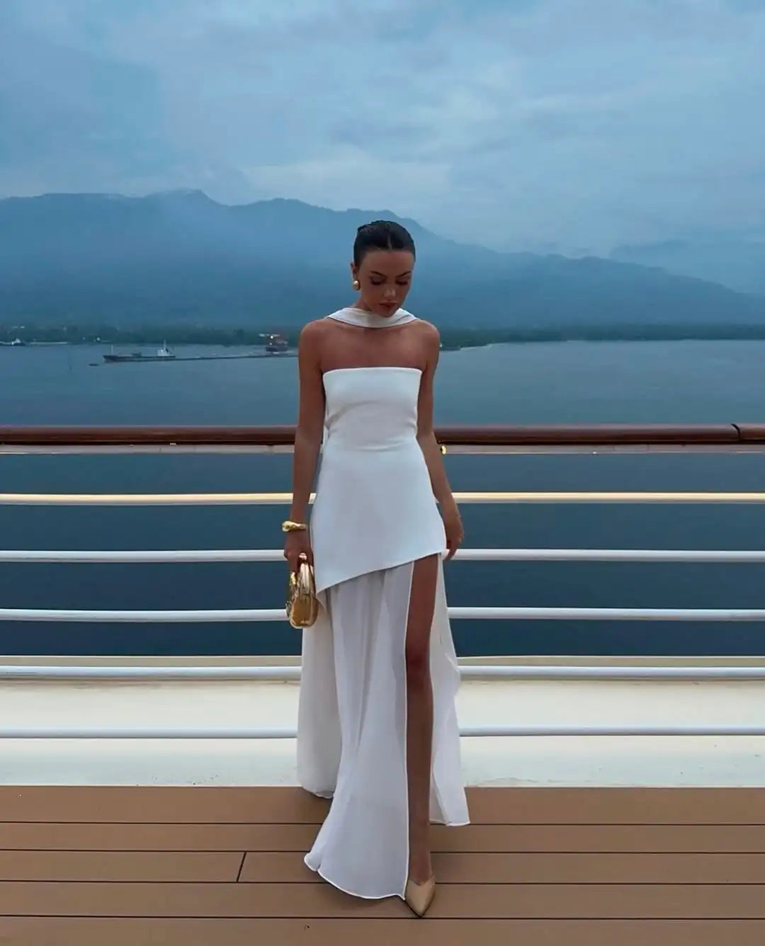 Georgia | Elegant Low Style Dress