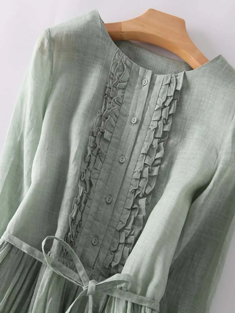 Arya - Women's dress in art retro style with a round neckline and laced belt