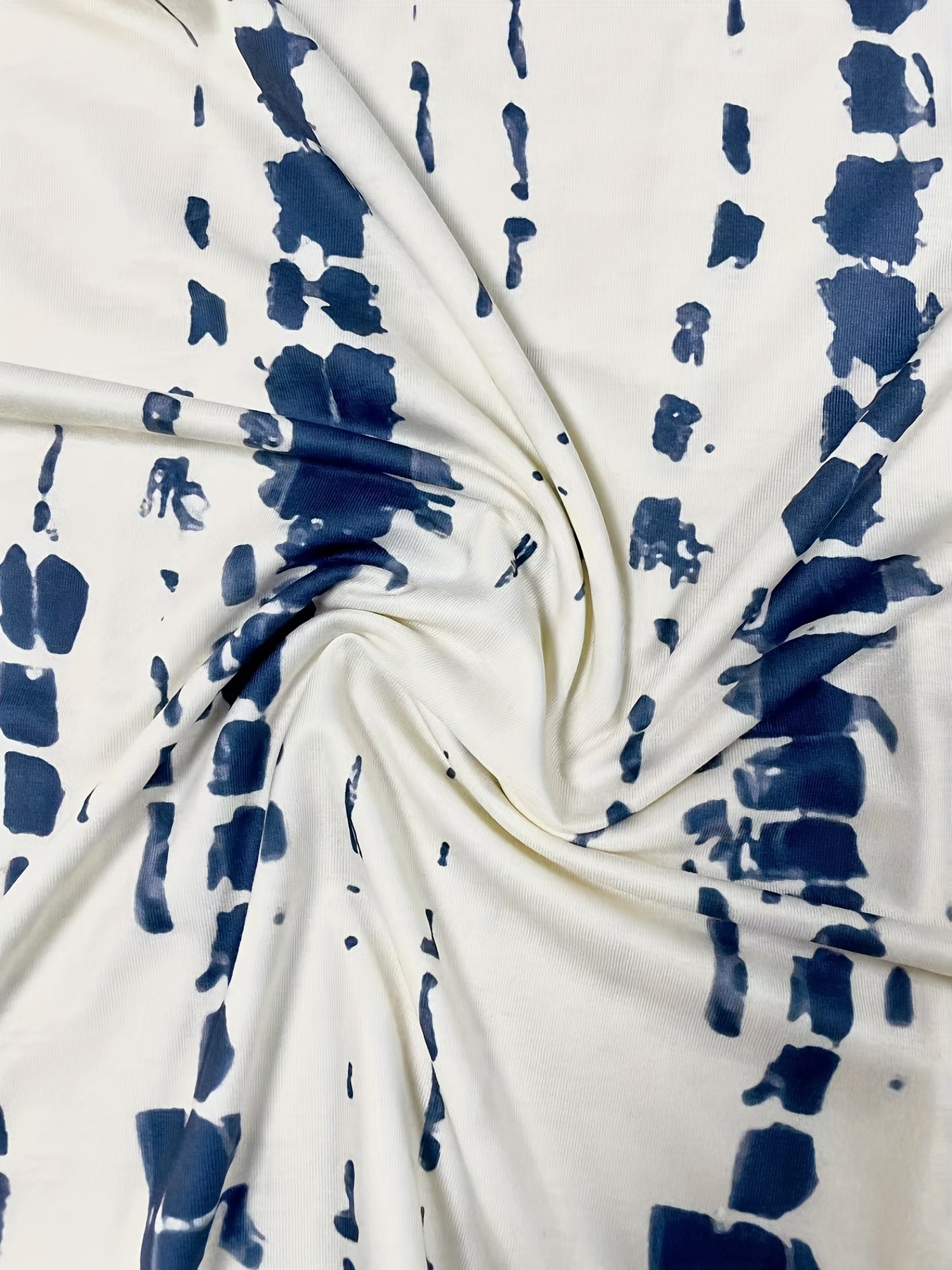 Kasia | Casual Dress with Neckline