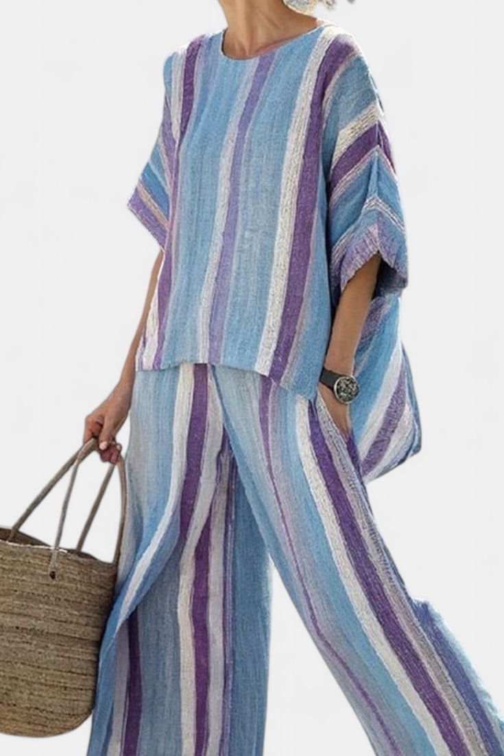 Elegant Daisy Stripe Set in Mauve and Pastel Blue Tones for a Sophisticated Look