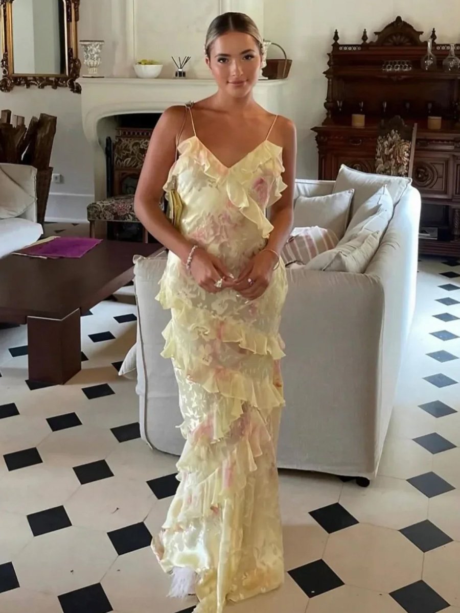 Beatrice | Dreamy Dress with Ruffles