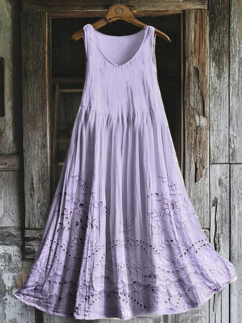 Margaux – Dress with English Embroidery