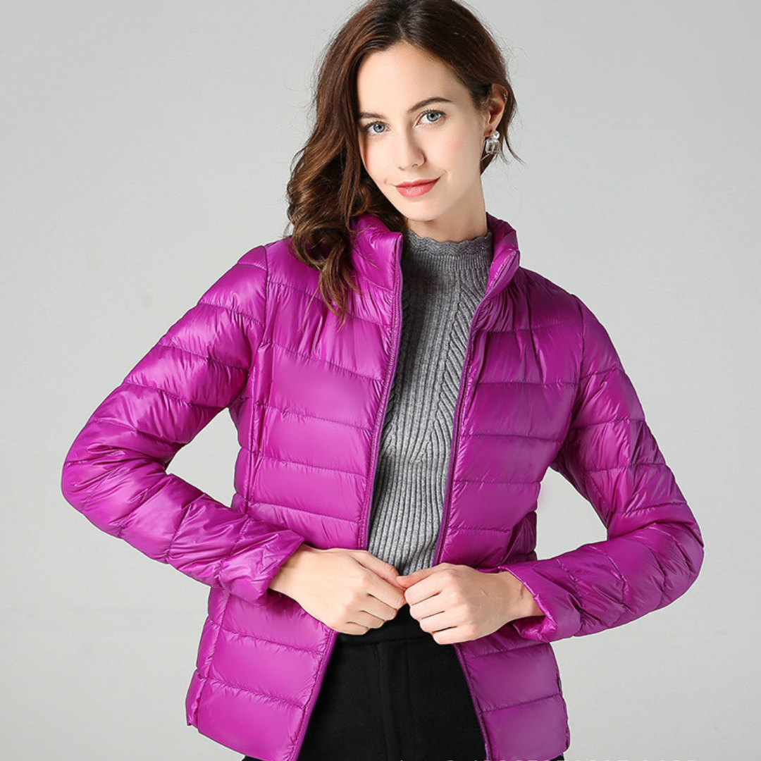 Myra™ | Ultra-light down jacket with sophisticated pleats
