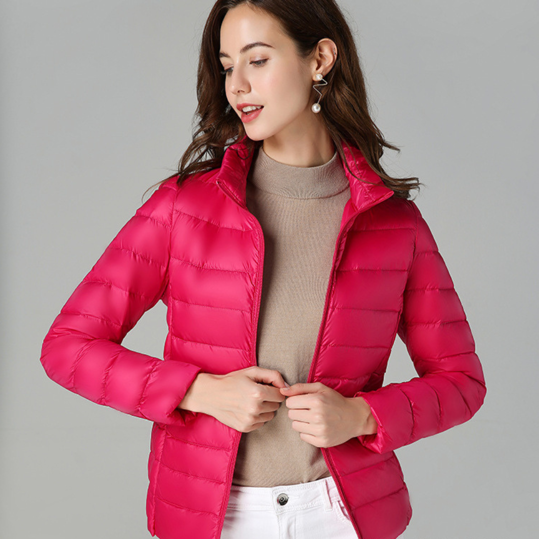 Myra™ | Ultra-light down jacket with sophisticated pleats