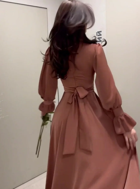 ItalianFrost - Chiffon Maxi Dress