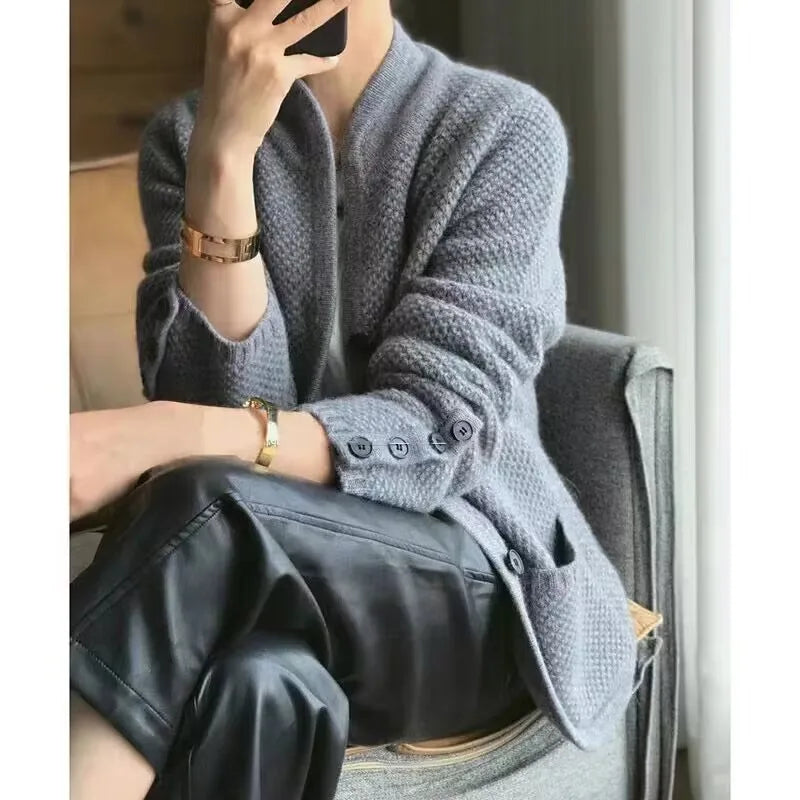 Clarin | Elegant Cardigan Sweater