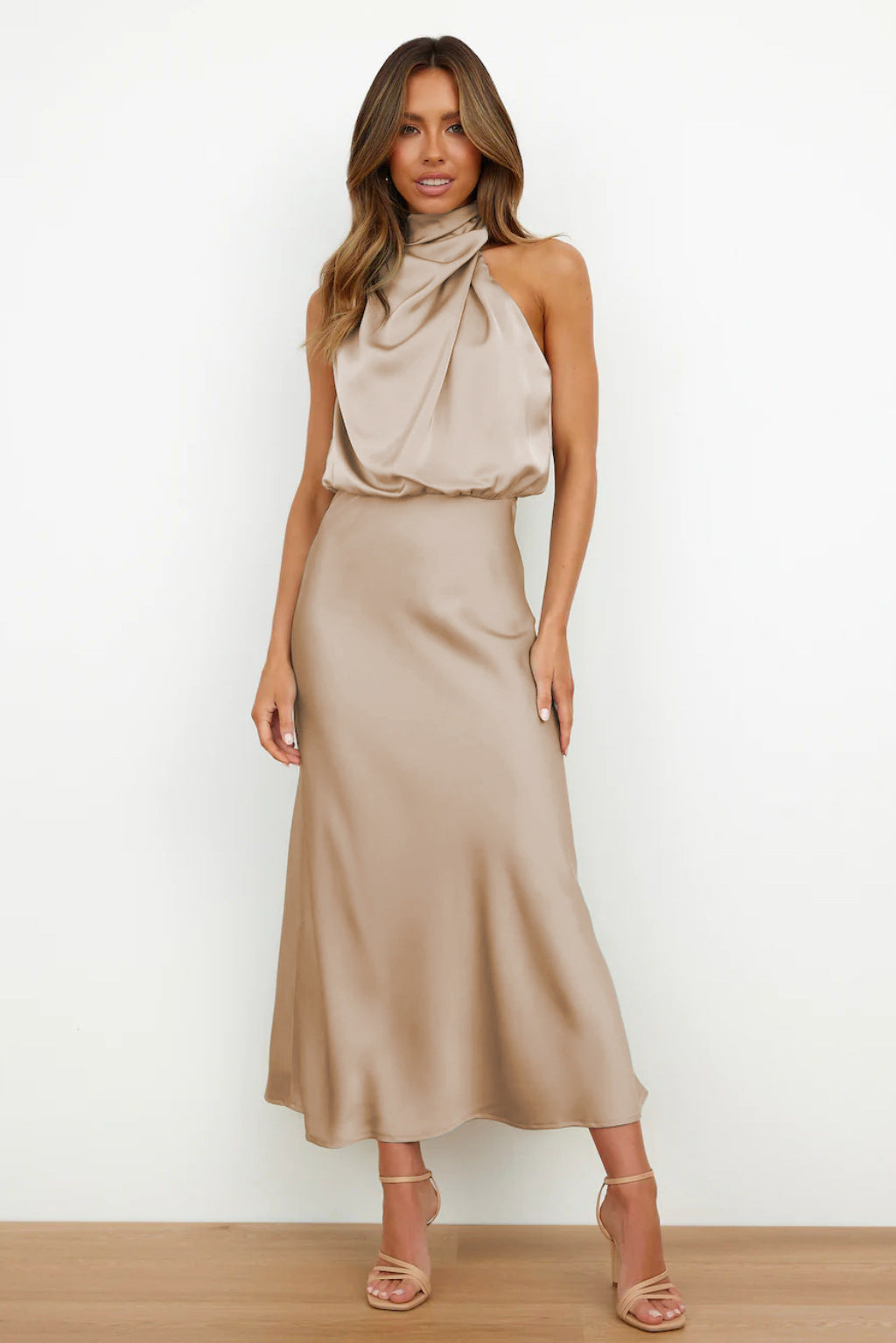 Benthe - Midi Dress with Off-the-Shoulder Design