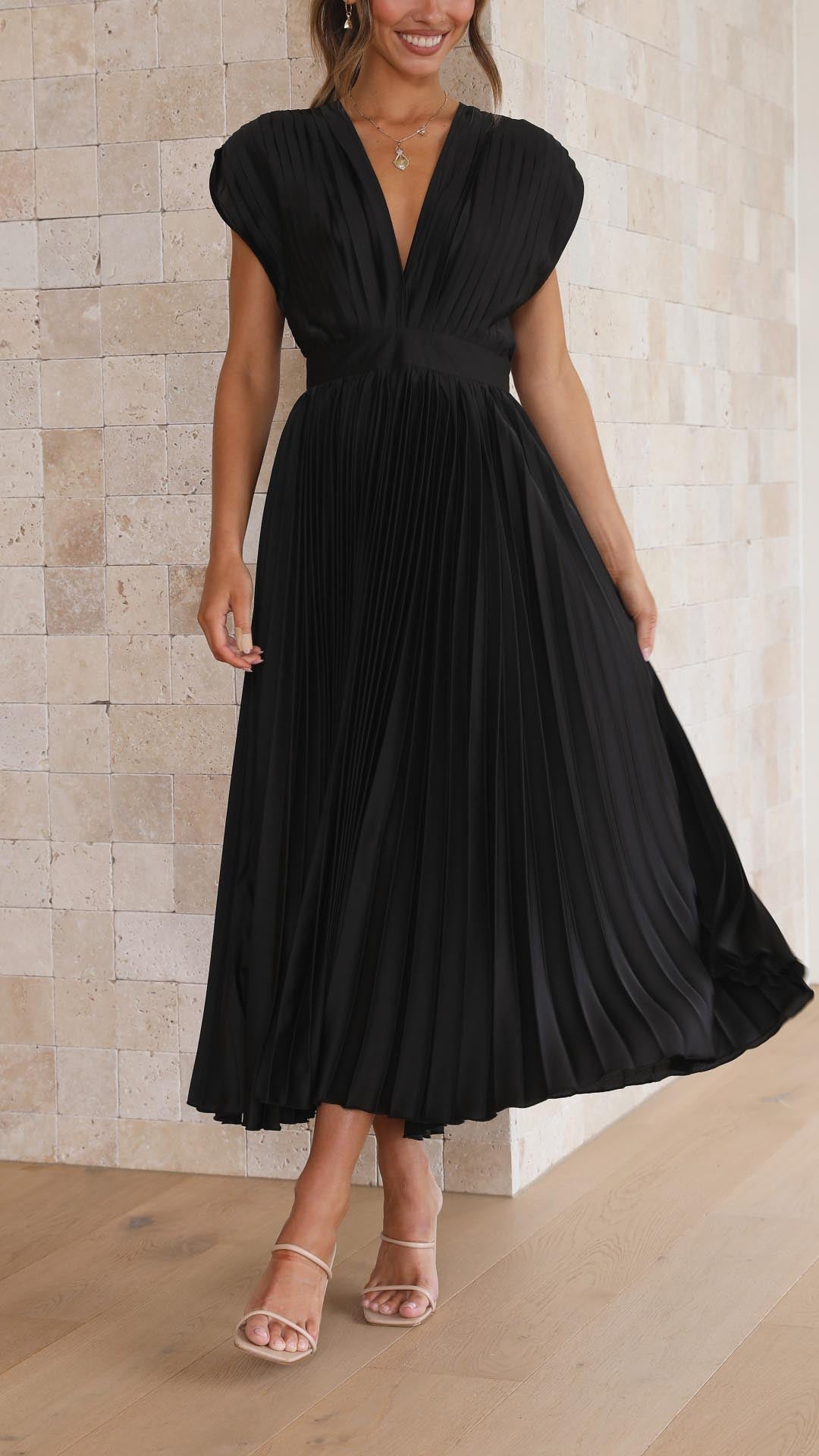 Alexis - Elegant Dress with Ruffles
