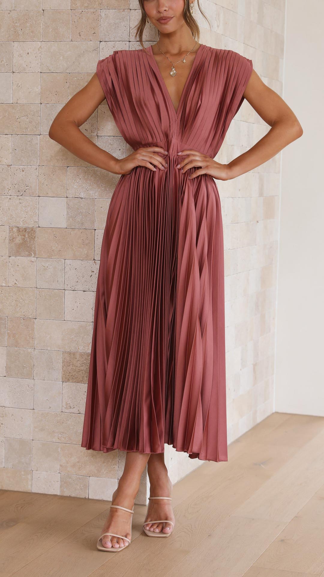 Alexis - Elegant Dress with Ruffles