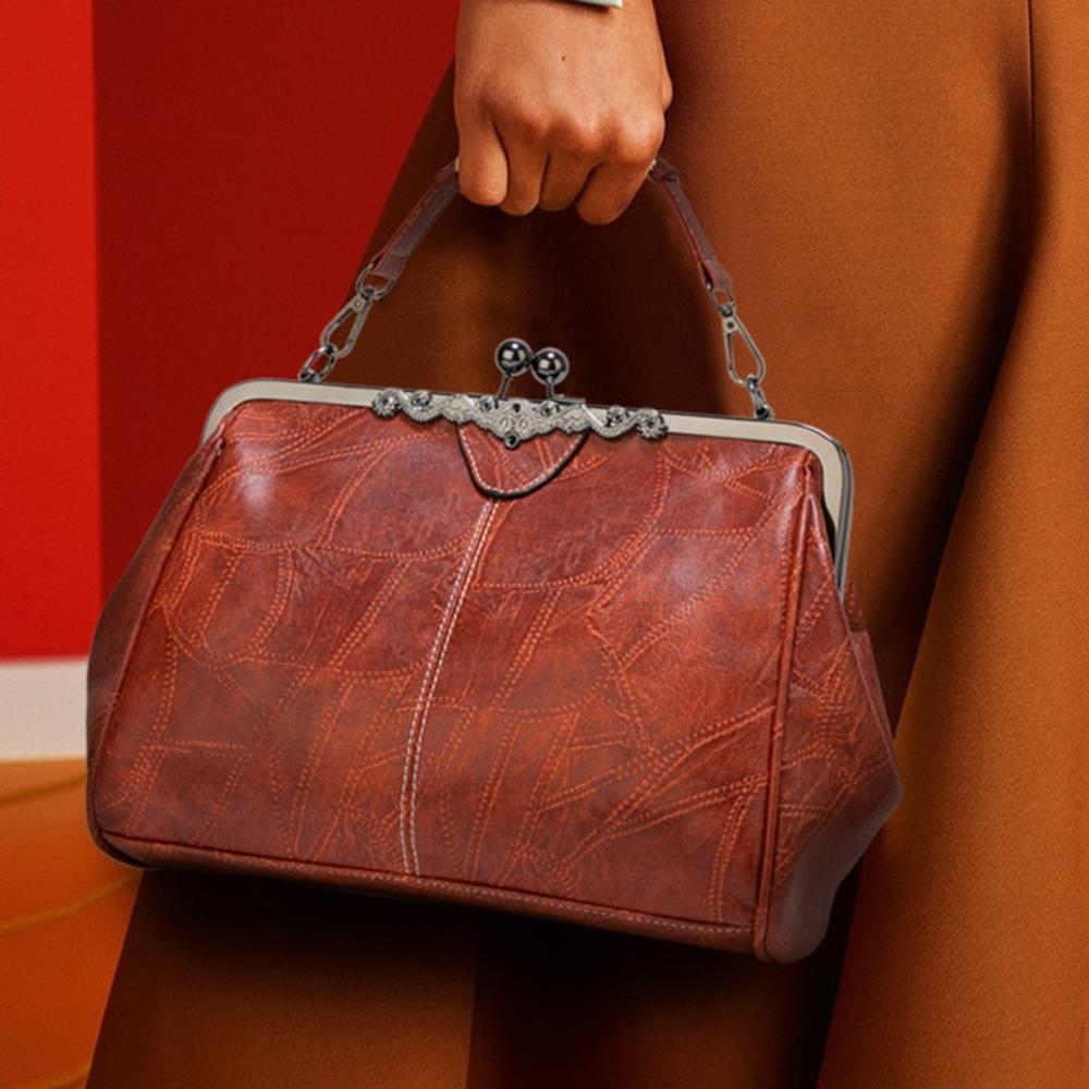 Mila | Timeless vintage bag with an elegant flap closure