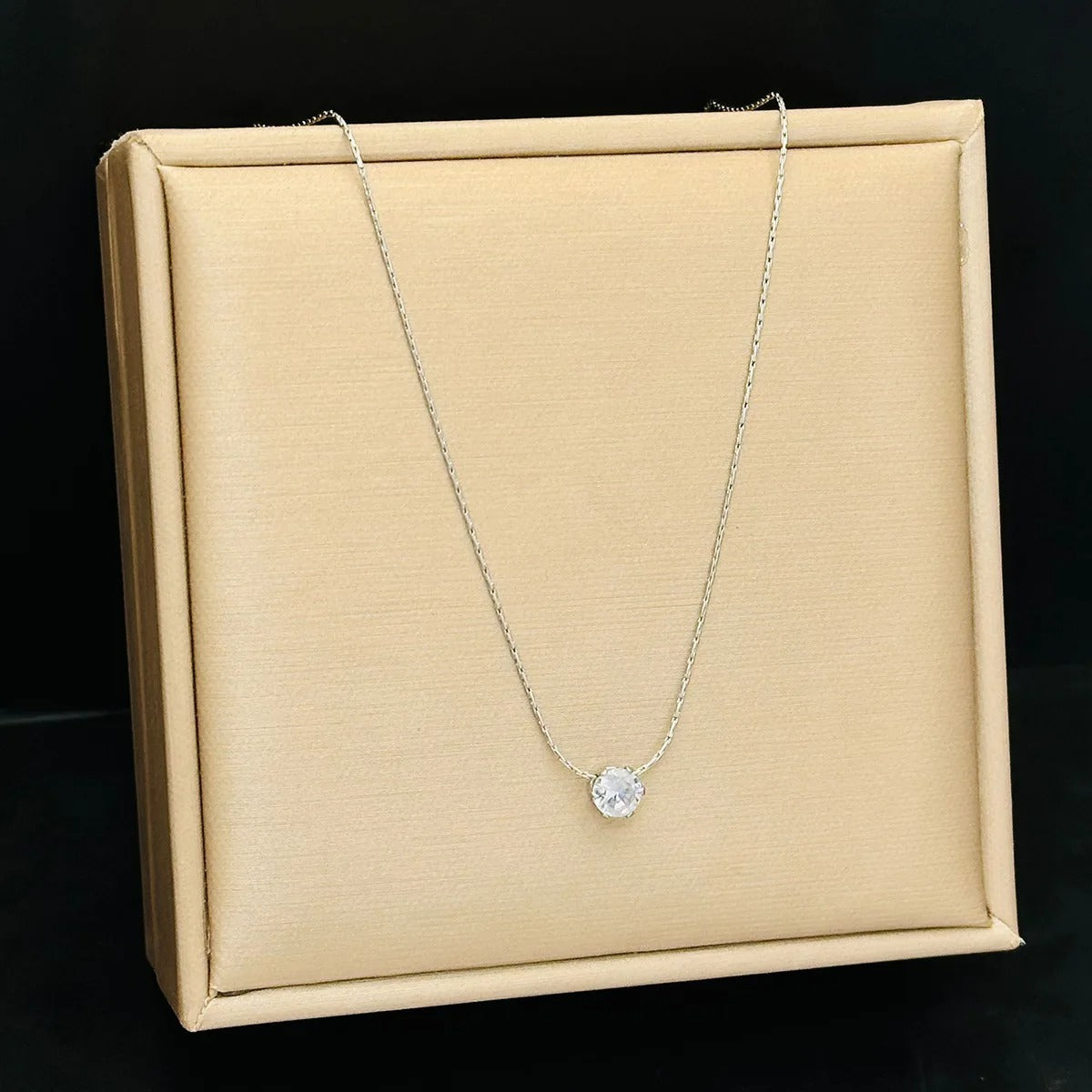 Moissanite Stone Necklace Cléa