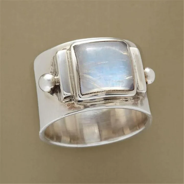 Vintage ring with a cubic crystal